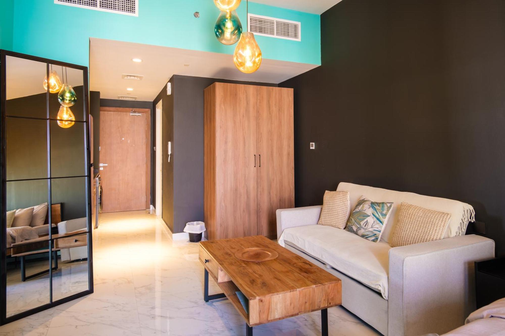 Industrial Chic Retreat Appartement Al Qurayyah Buitenkant foto
