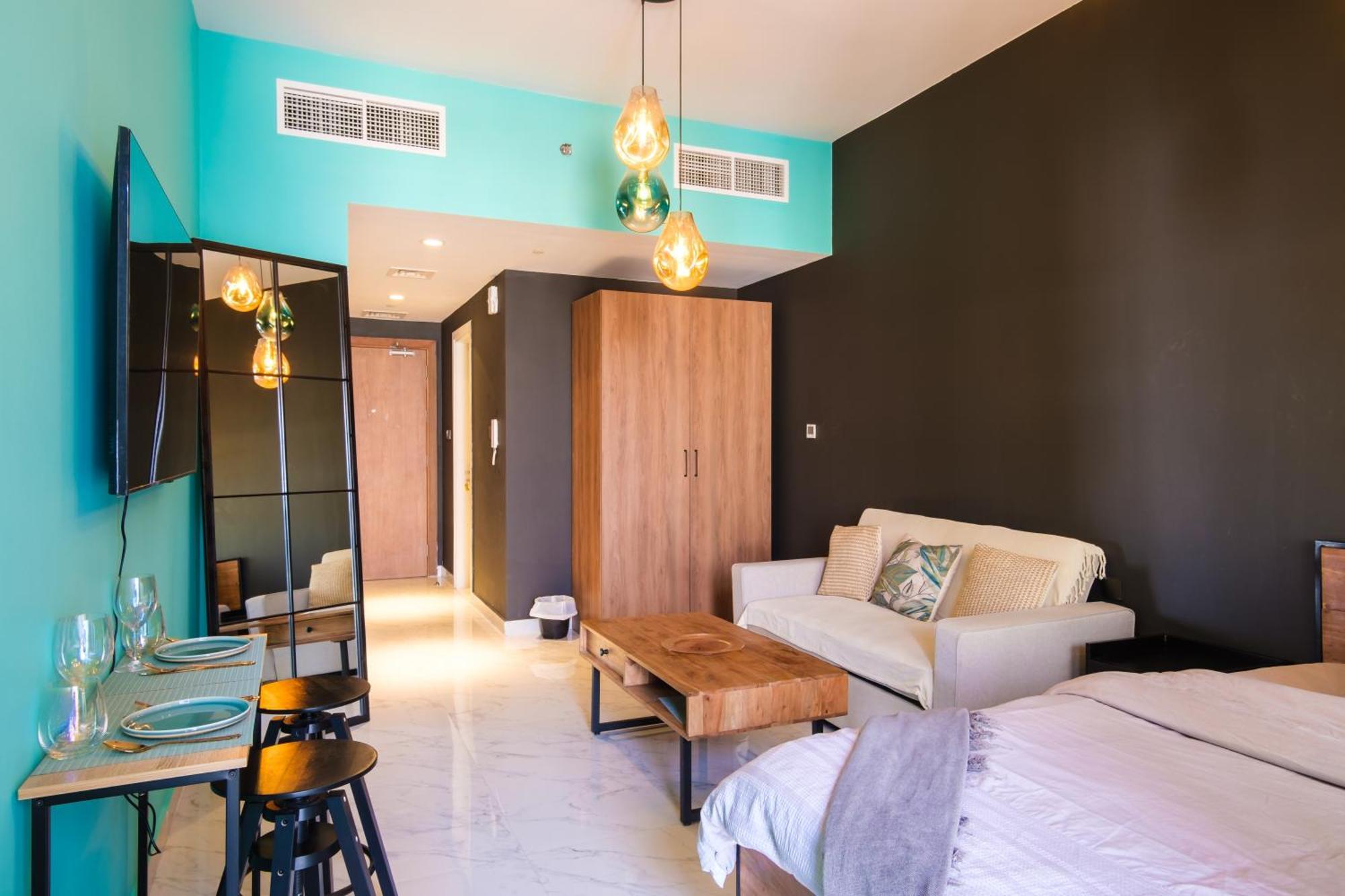 Industrial Chic Retreat Appartement Al Qurayyah Buitenkant foto